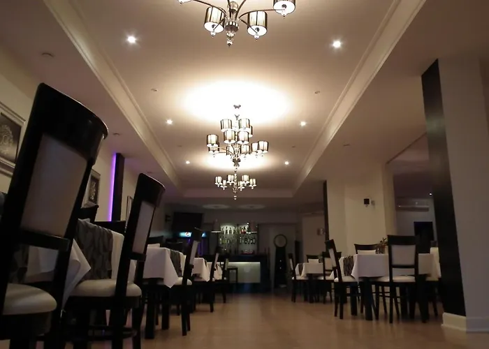 Hotel & Restauracja Glass
