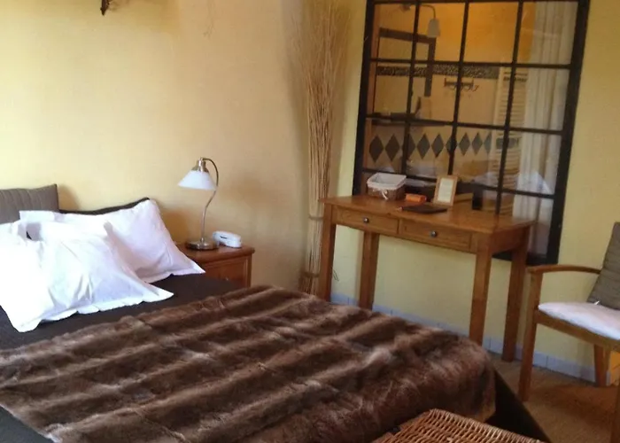 Logis Hotel La Grange Du Relais