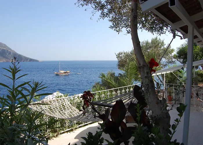 Caretta Hotel