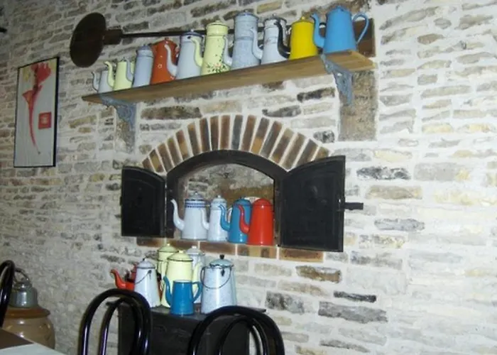 Logis Hotel Restaurant La Grange Du Relais