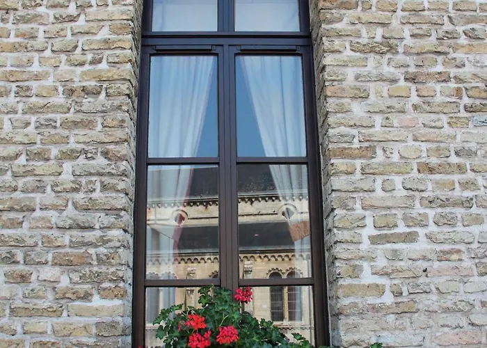 Logis Hotel & Restaurant - Le Saint Sebastien