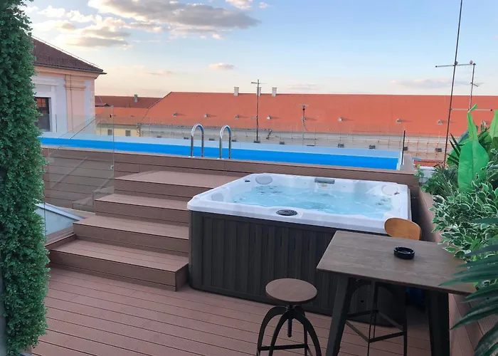 Boutique Hotel Tvrda