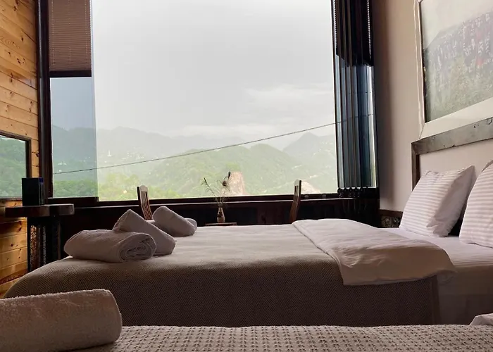 Ayvadere 102 Karadeniz Kus Cenneti Dag Manzarali