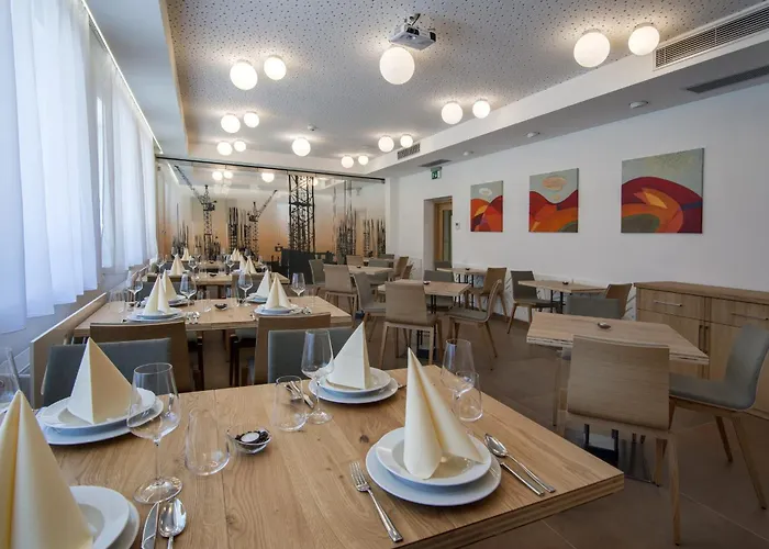 Hotel A Restaurace U Stavare