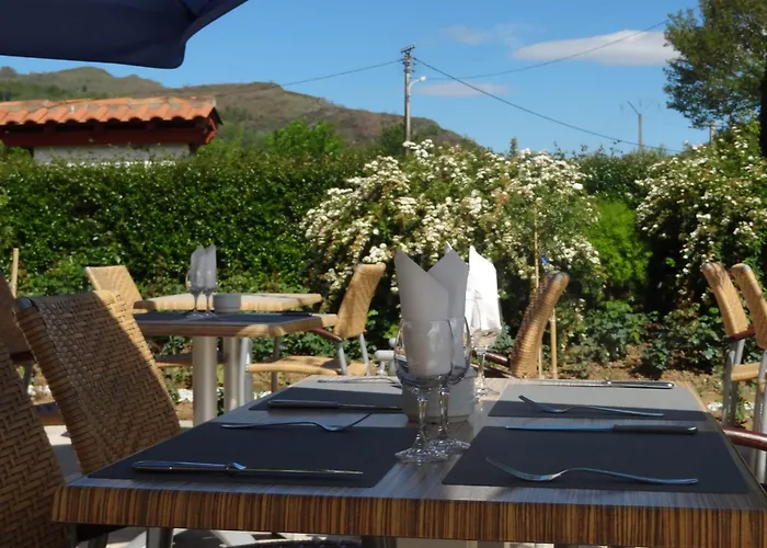 Hotels Logis Eskualduna Chez Katina