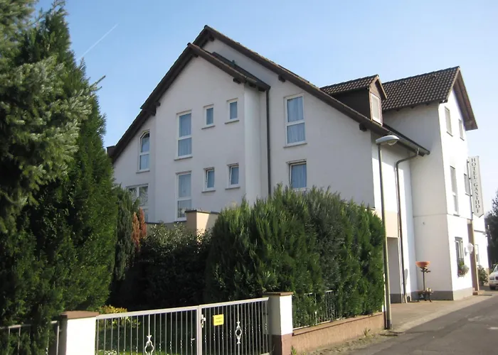 Hotel-Doerfler Garni