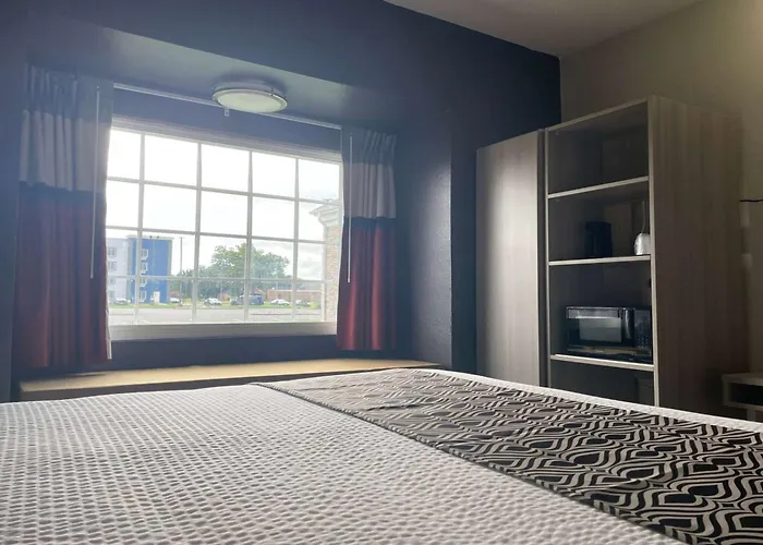 Microtel Inn & Suites By Wyndham Bossier City