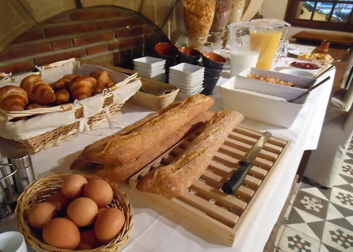 Logis - Hôtel Restaurant l'Ecu de France