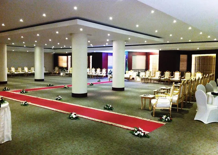 Executives Hotel - Azizia