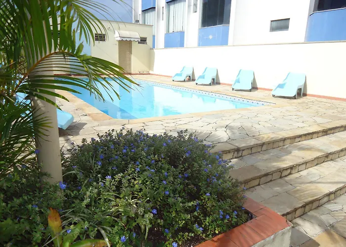 Antico Plaza Hotel