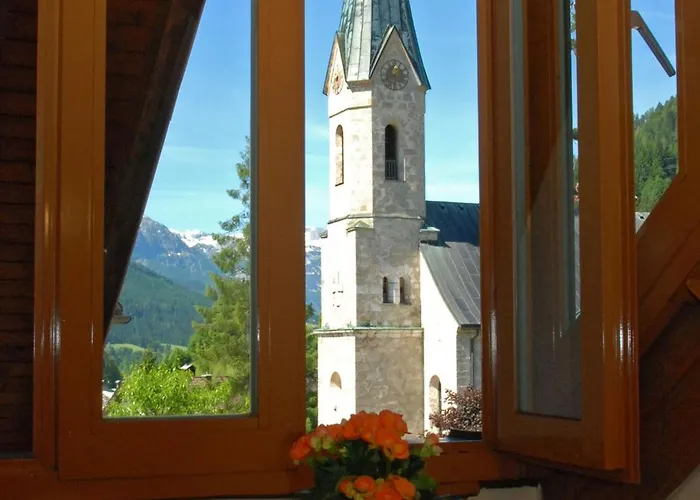 Dachstein West Hotel GmbH-Kirchenwirt Russbach Russbach am Pass Gschütt