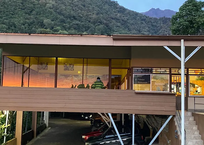 Hotel Uran