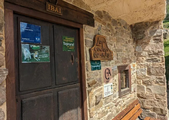 Las Casas de Isu