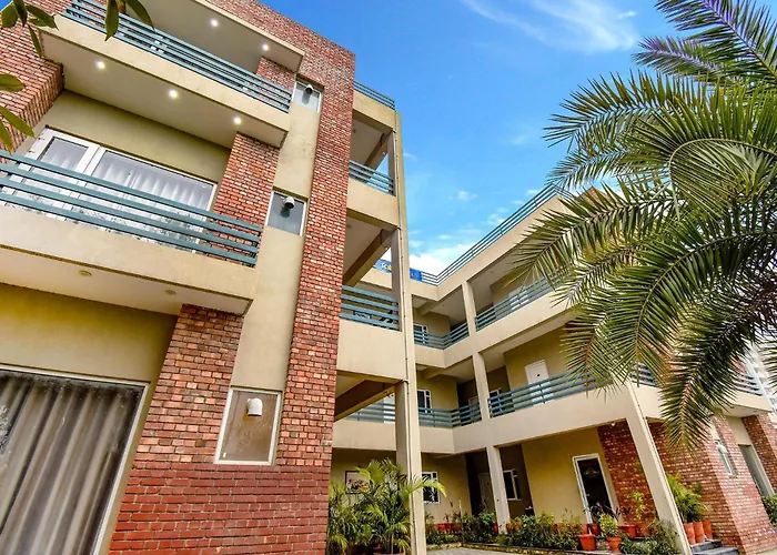 Fabhotel G-5 Villa