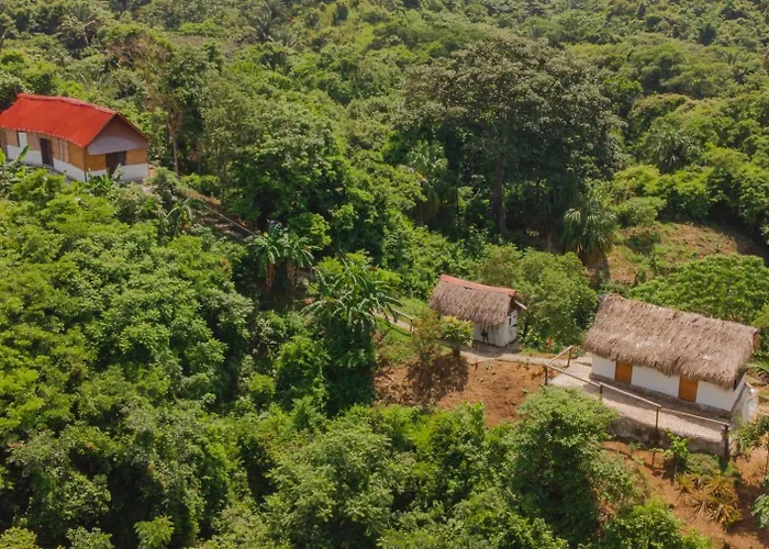 HOSTAL MIRADOR dentro del parque tayrona