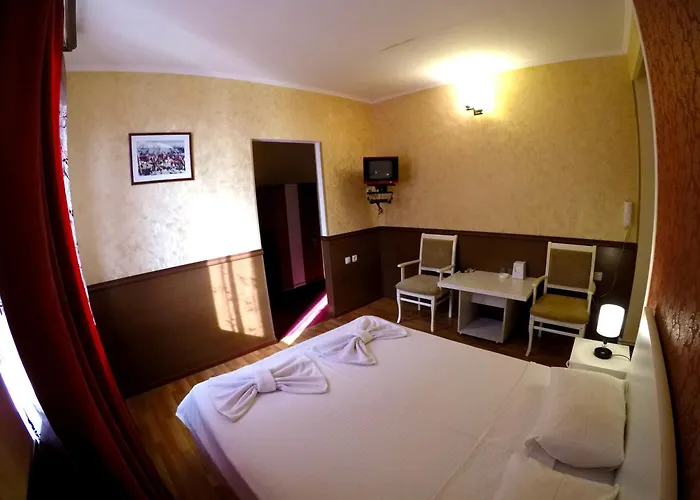 Vayk Hotel
