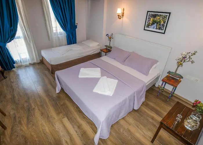 Karaburun Konak Hotel