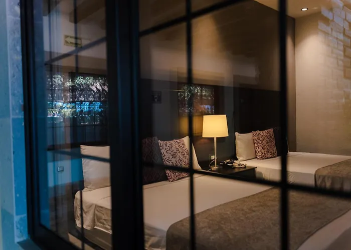 Punto Madero Hotel&Plaza