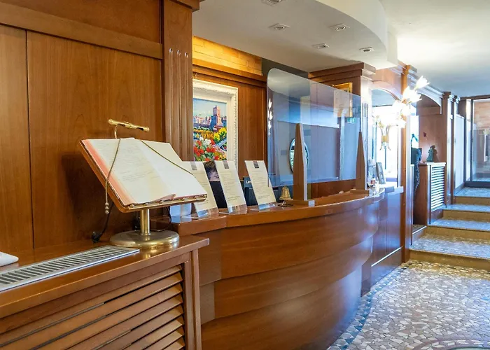 Hotel Santa Lucia