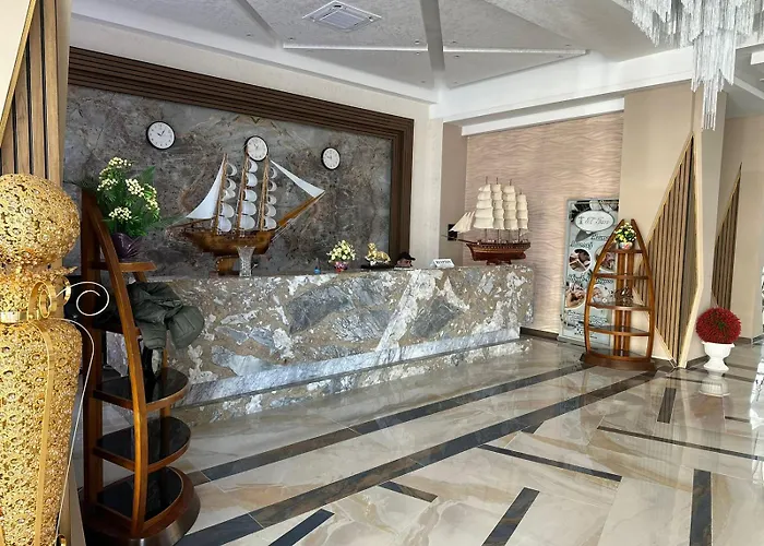 El Faro Resort And Spa Hotel