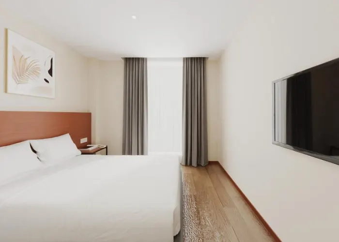 Vista Hotel
