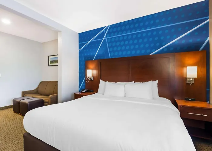 Comfort Suites Omaha East-Council Bluffs