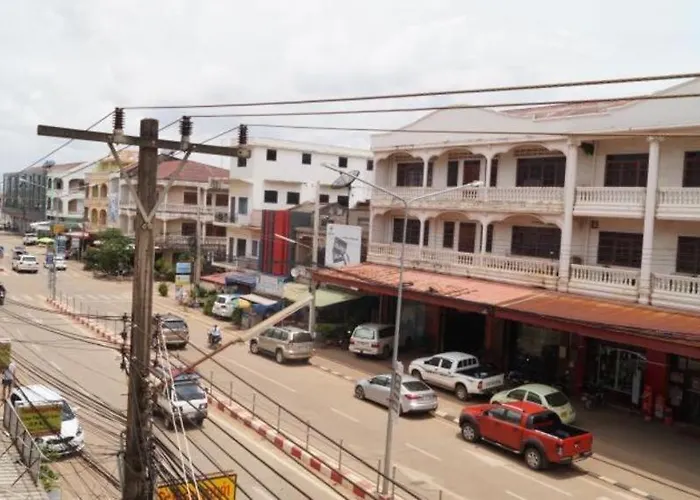 Lankham Hotel