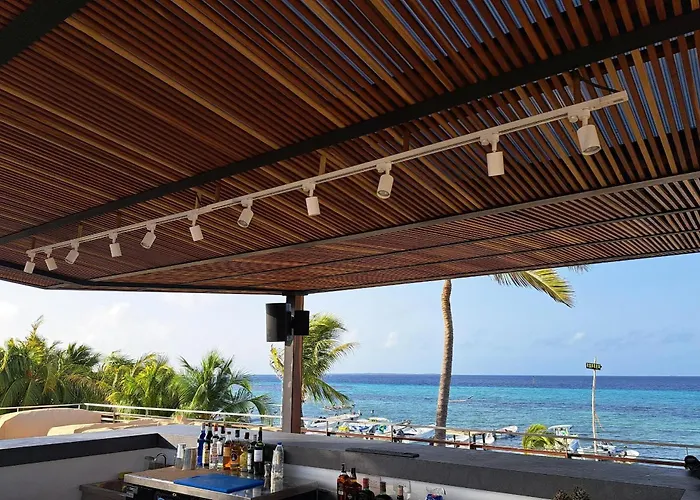 Macanao Lodge By LD