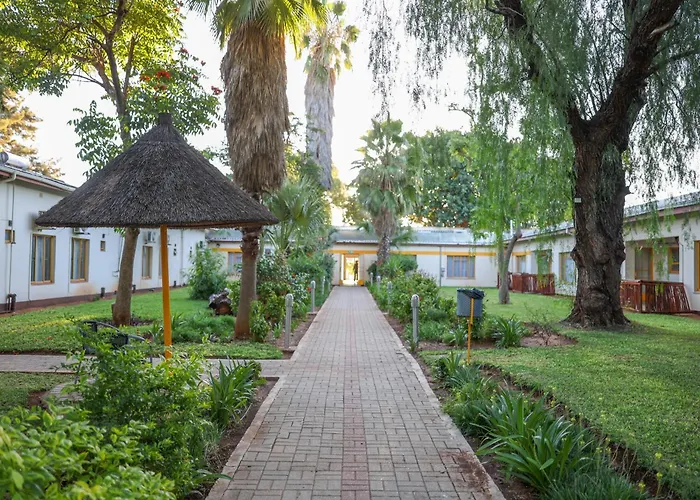 Cresta Botsalo Hotel