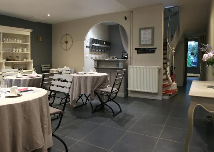 Hotel Saint Yves