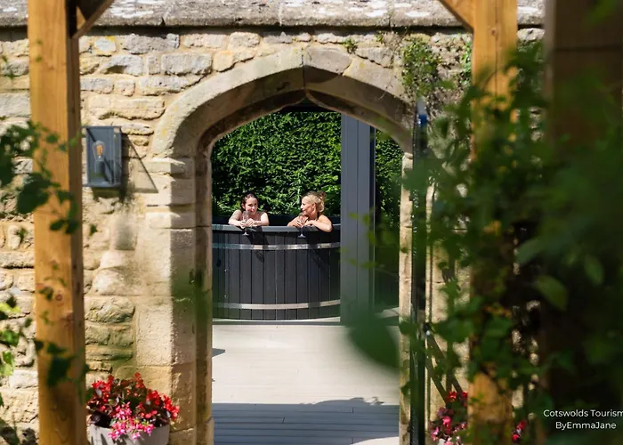 Ellenborough Park