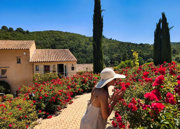 Domaine Ribiera, Hotel 5 Etoiles, Spa & Golf - Forcalquier