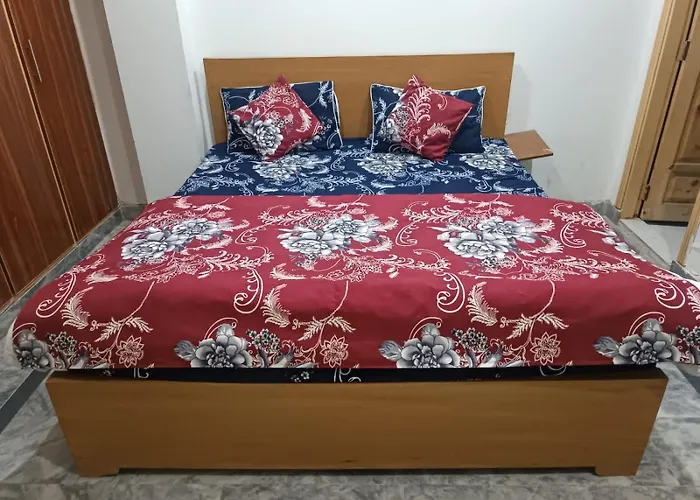 Dastak Hotel