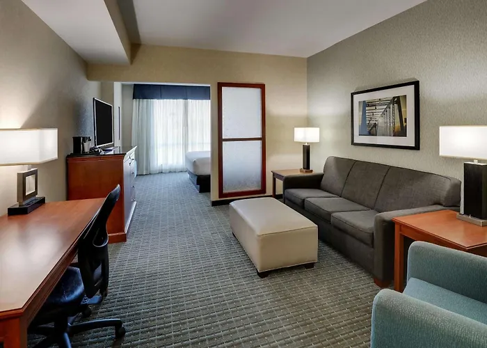 Drury Inn & Suites Grand Rapids