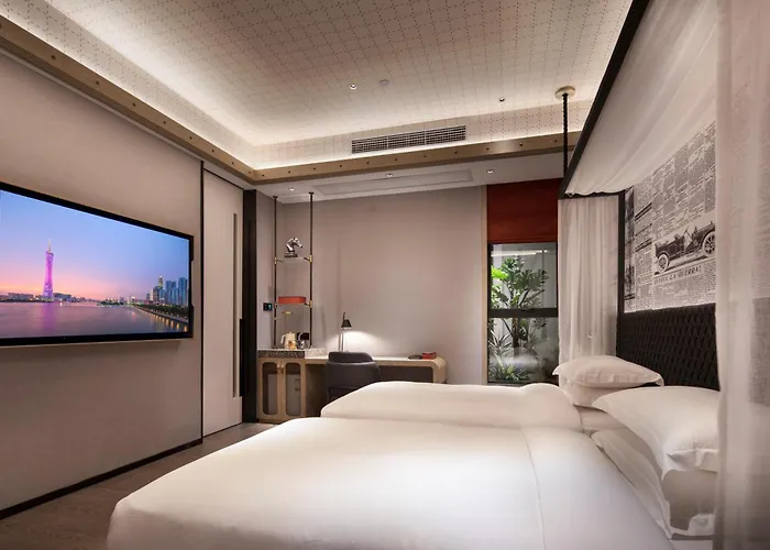 Arthur Hotel By Paco Zhujiang New Town