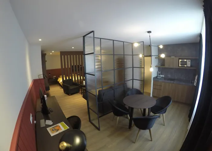 Logis Hôtel Acacia
