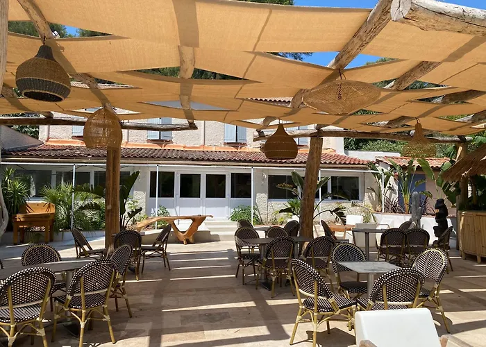 Auberge Des Pins