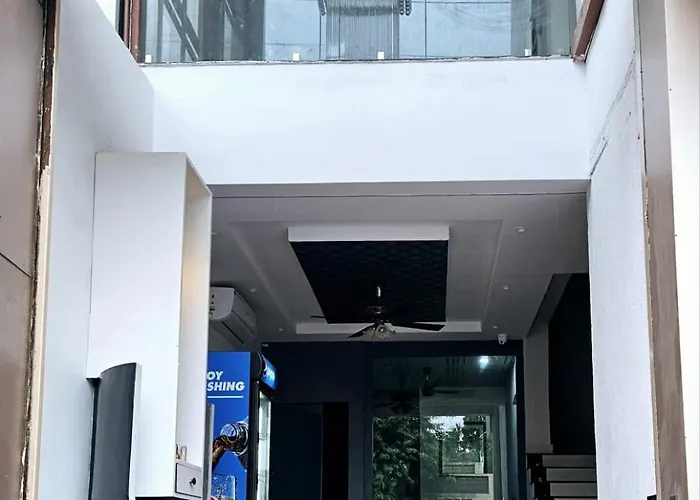 Hotel Vardhaman Inn