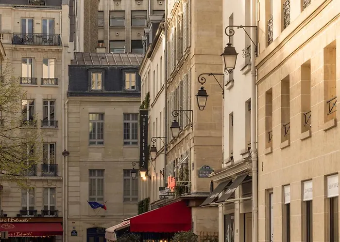 Hotel Des Grands Voyageurs