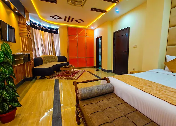 Kabirs Hotel Kalam