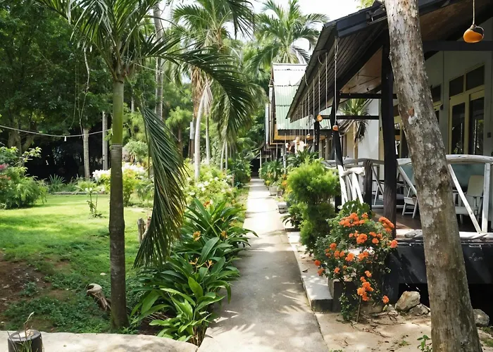 A Little Bungalows By Beach
