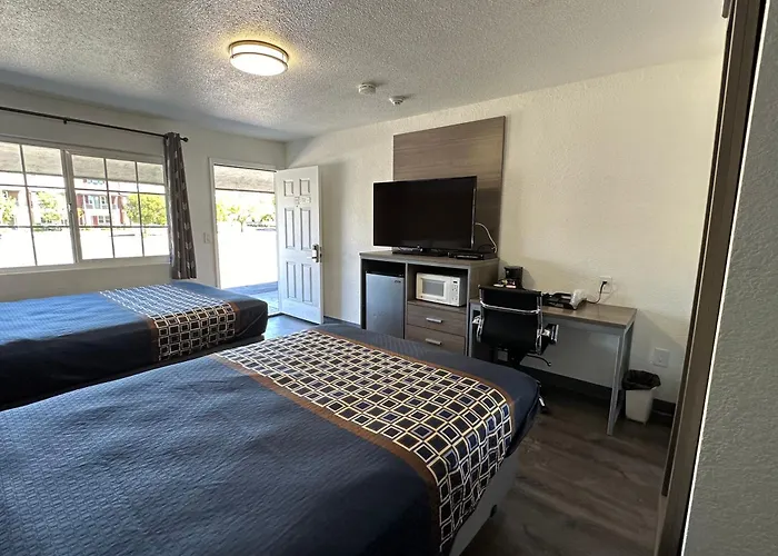 Sands Motel
