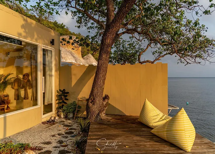 Haven Beachfront Villa Koh Larn