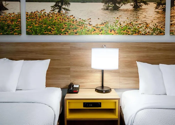 Days Inn By Wyndham Baton Rouge I-10