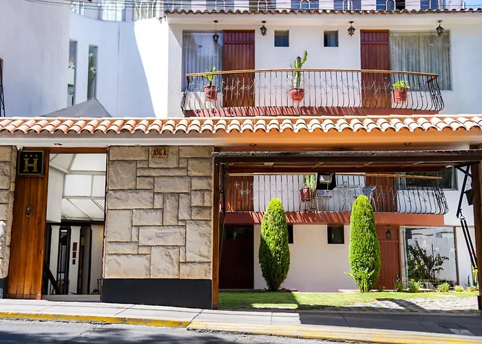 Hotel Benavides