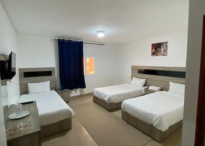 Hotel Noon