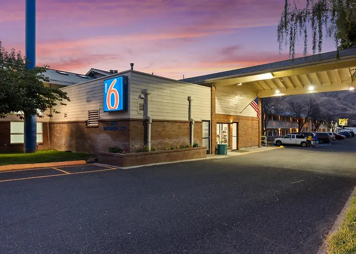 Motel 6 Clarkston WA