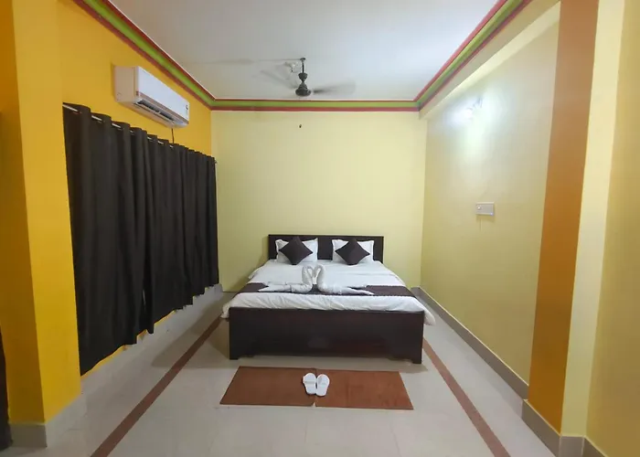 Goroomgo The Grand Empire Angul - Restrurant & Parking Facilites