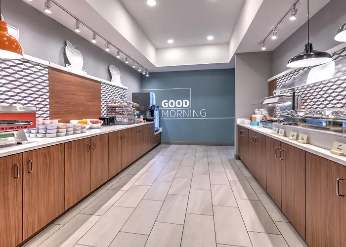 Holiday Inn Express Hotel & Suites Marshall By Ihg