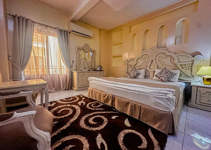Riyam Hotel